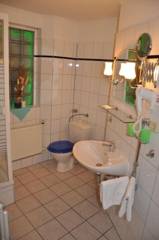 Hotel-Cafe Kampe Norderstedt Room photo