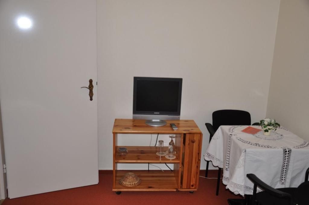 Hotel-Cafe Kampe Norderstedt Room photo